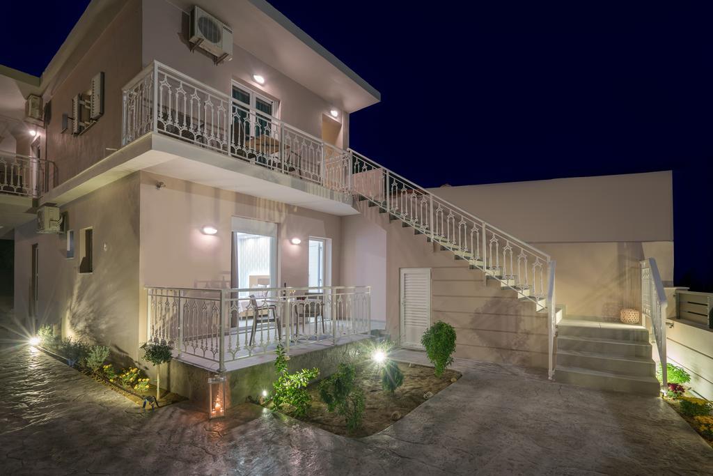 Nikos & Maria Studios Лаганас Экстерьер фото